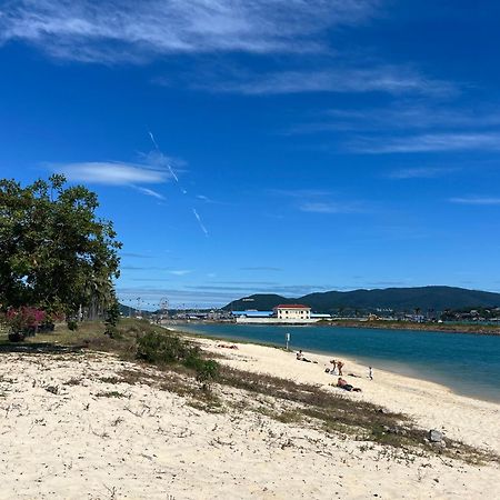 Vinbath Check In Apartment Nha Trang Luaran gambar