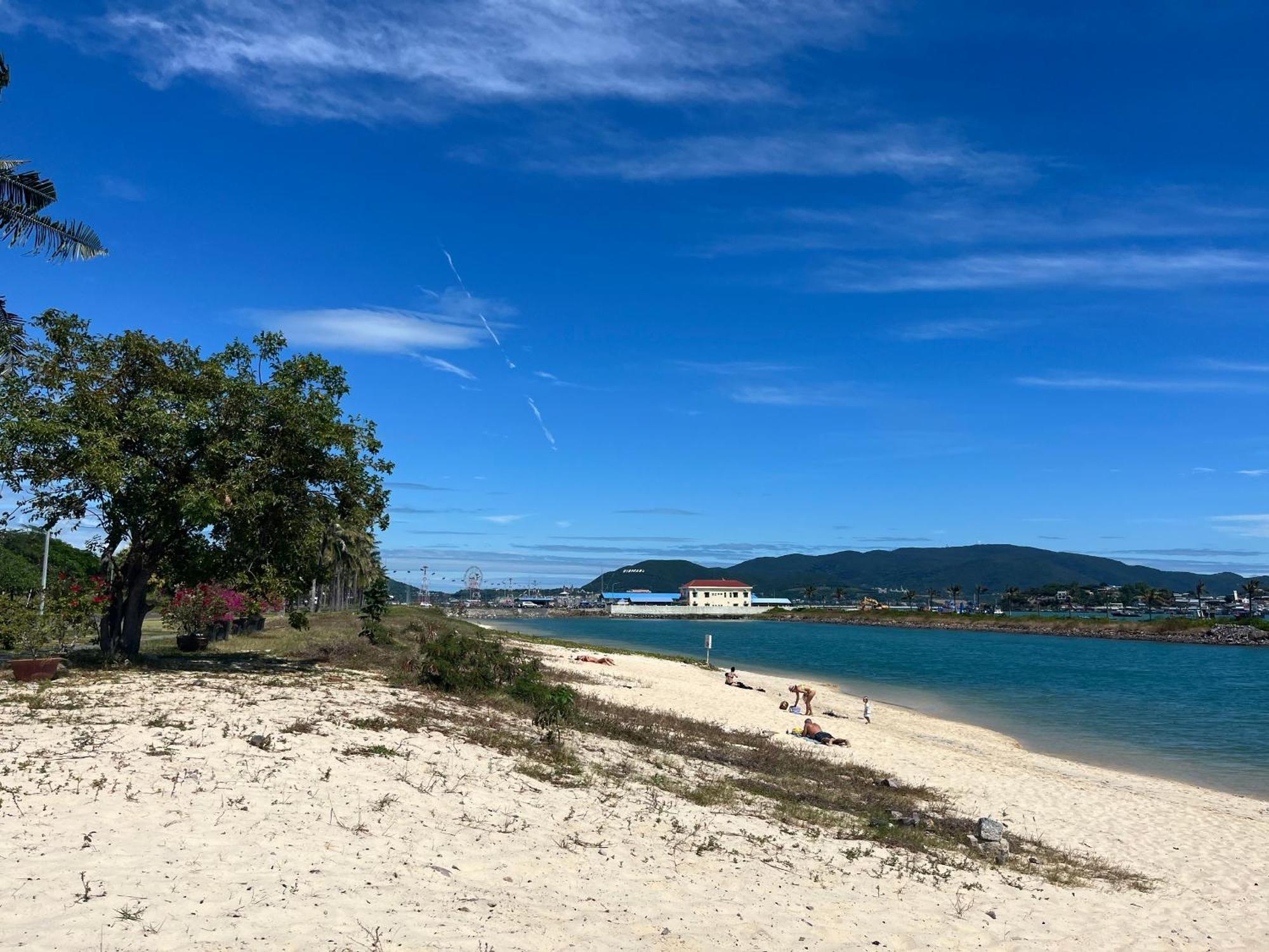 Vinbath Check In Apartment Nha Trang Luaran gambar